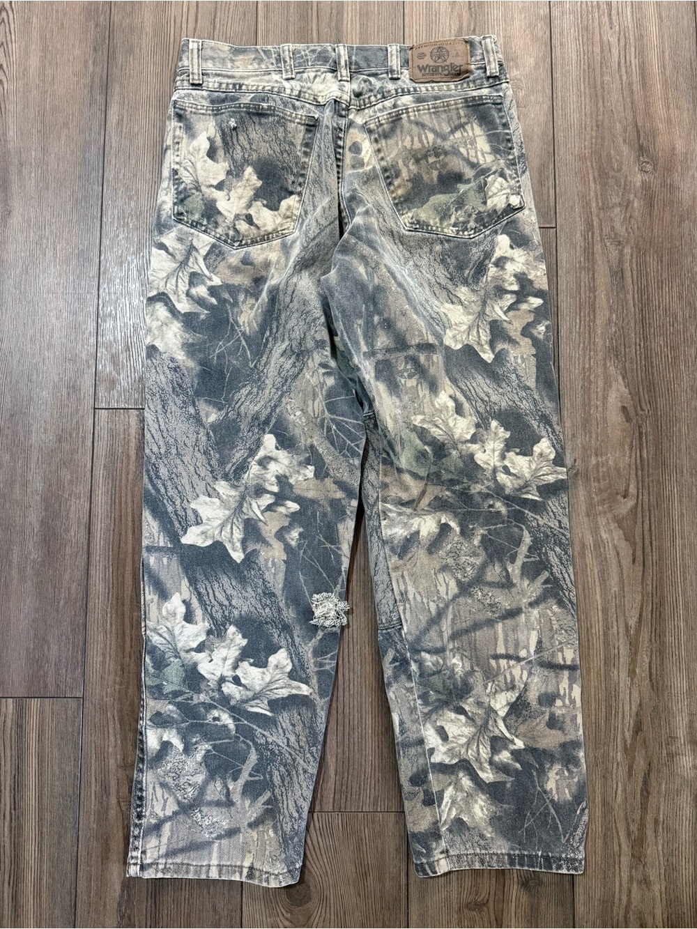 Vintage Wrangler Camo Jeans Real Tree Hunting Pants Distressed 32x30